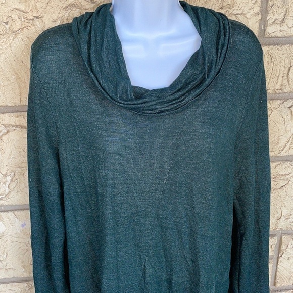 Green Tunic Top turtle neck size large comfy thin femme Cowneck - Picture 5 of 10